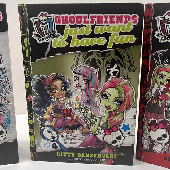 Monster High GHOULFRIENDS forever 1,2,4 lot - Picture 3 of 8
